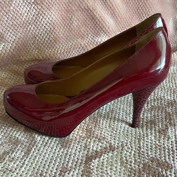 Fendi Burgundy Patent Leather Heels - Picture 7 of 16